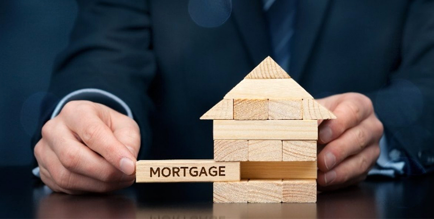 When Should I Contact a Mortgage Broker?